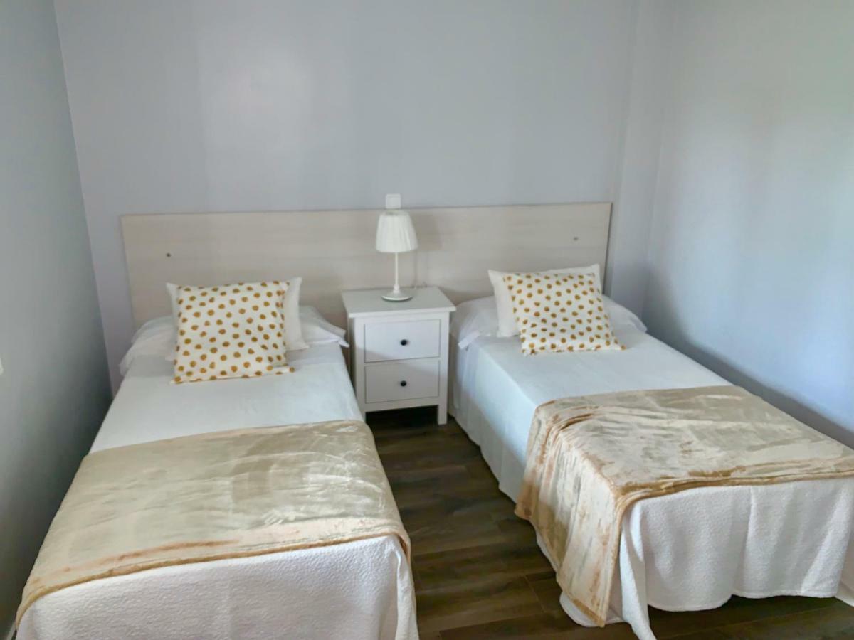 Apartamento El Arenal Playa De Ris Ноха Екстериор снимка
